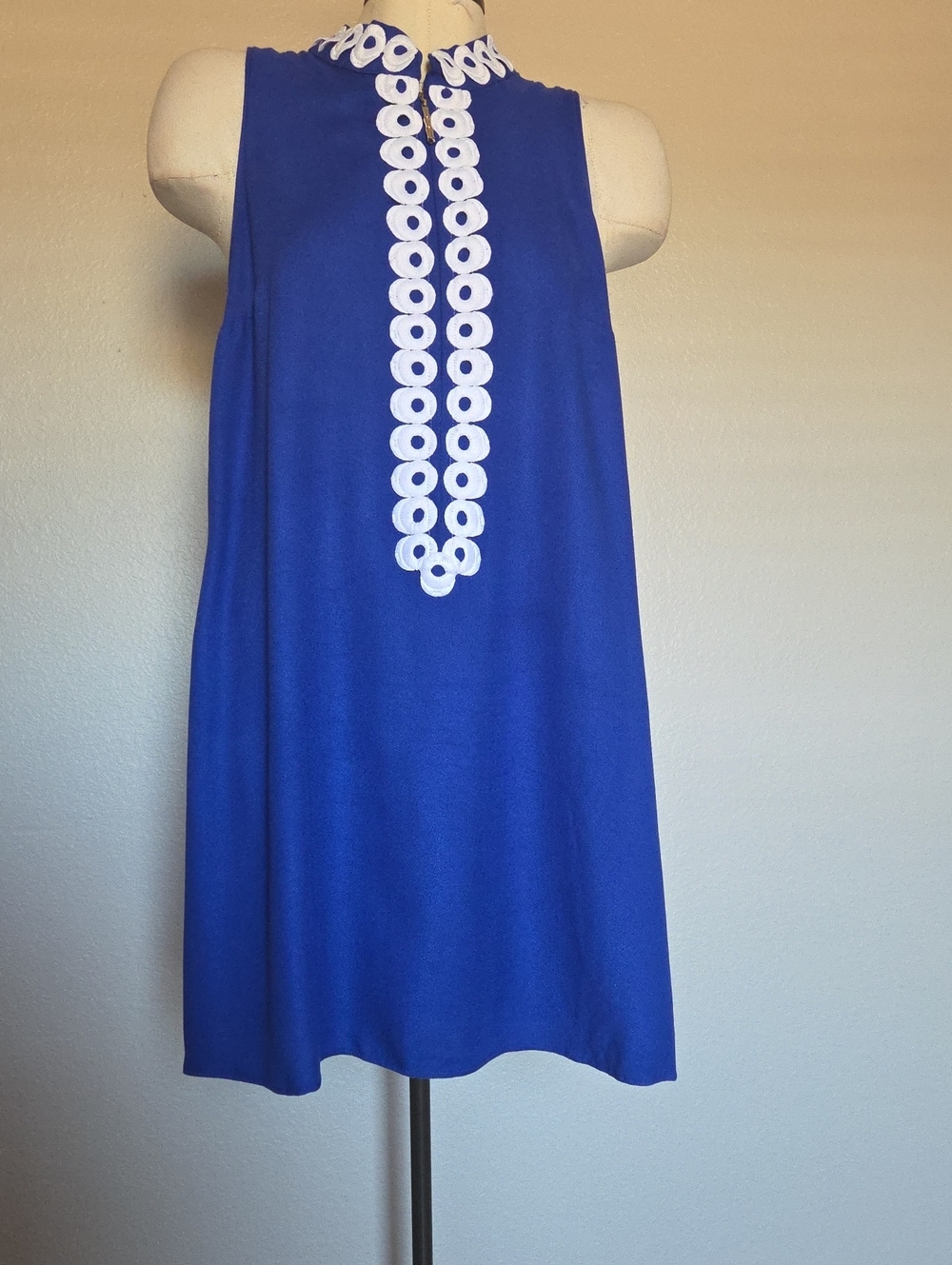 Lilly Pulitzer Jane Blue Sleeveless Shift Dress with White Crochet Trim